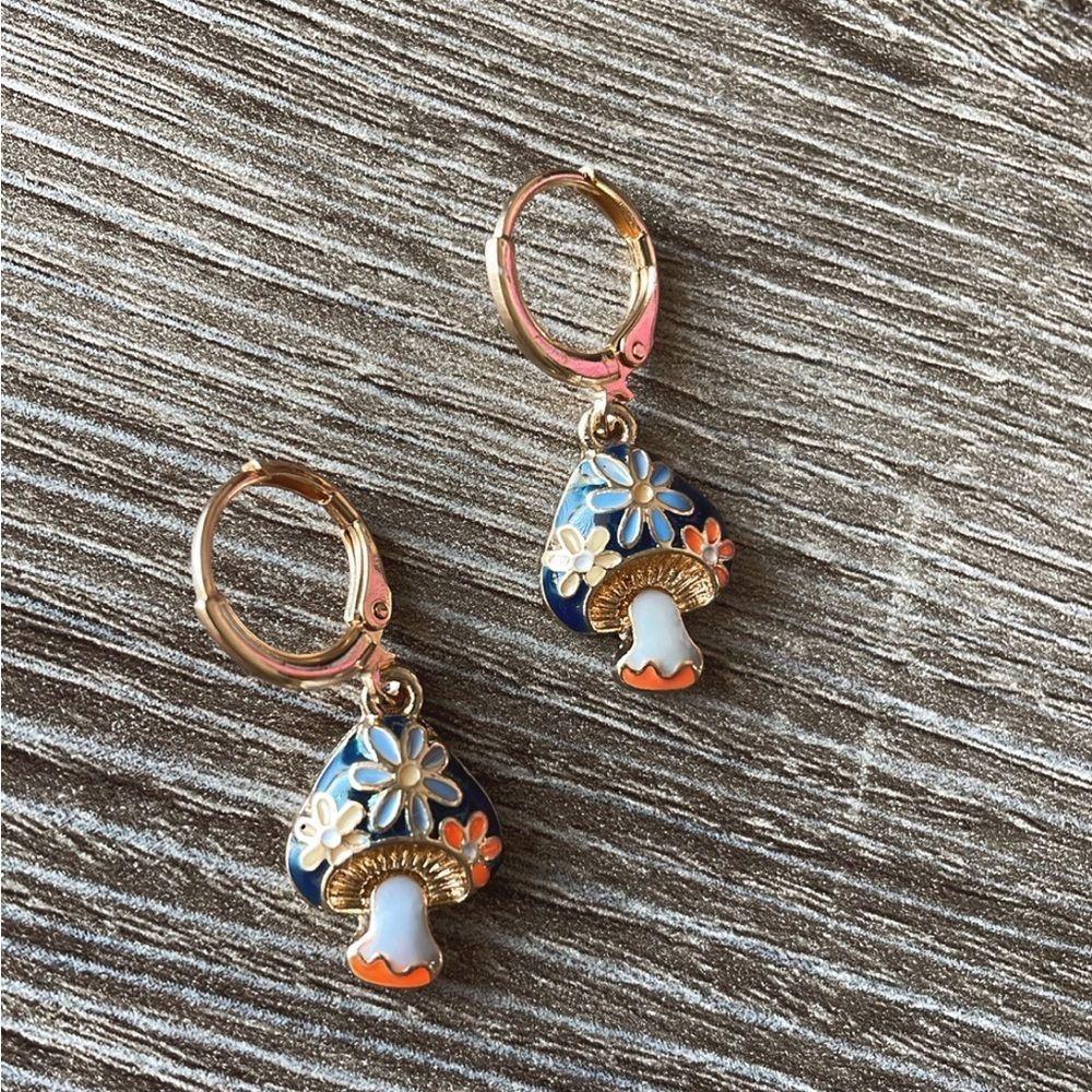 Mushroom drop earrings